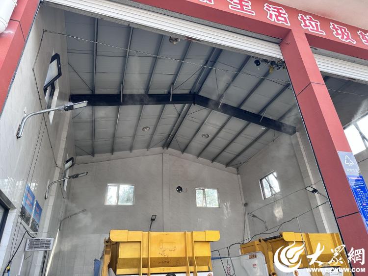 聊城市城区示范公厕与生活垃圾示范转运站挂牌 环境卫生公共设施安装服务的创新实践